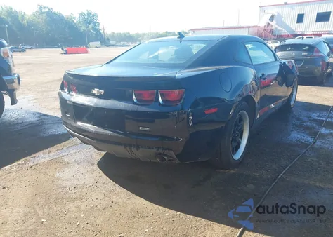 2013 Chevrolet Camaro 2Ls from USA, damaged, VIN 2G1FA1E39D9241446